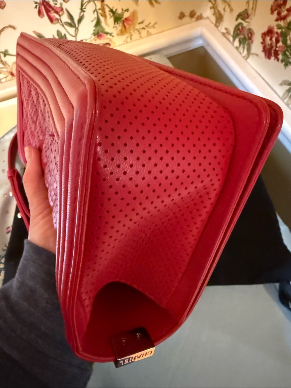 CHANEL Red Quilted Boy Flap Shoulder Bag with Silver Chain - Picture 7 of 10